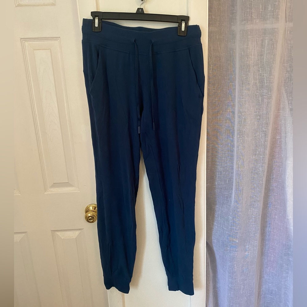 Lululemon Ready to Rulu Pant Size 6 in Night Diver